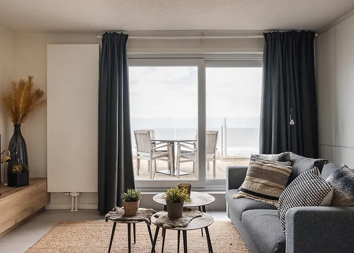 Penthouse By Let's Go Getaways Apartment