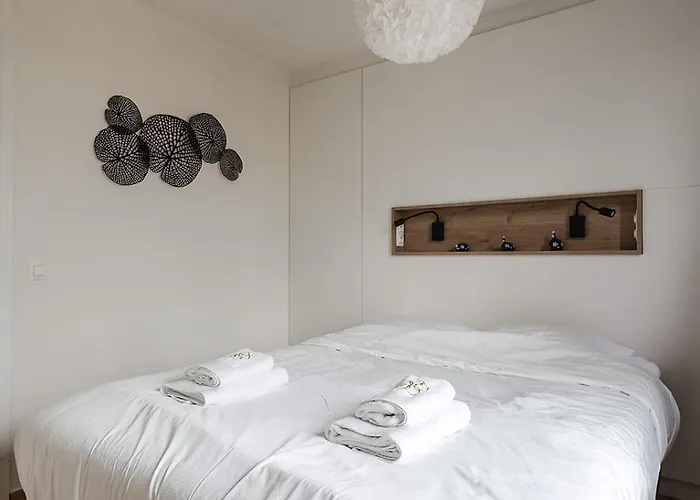 Penthouse By Let's Go Getaways *